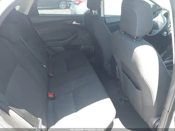 1FADP3F29JL322472 2018 FORD FOCUS - Image 8