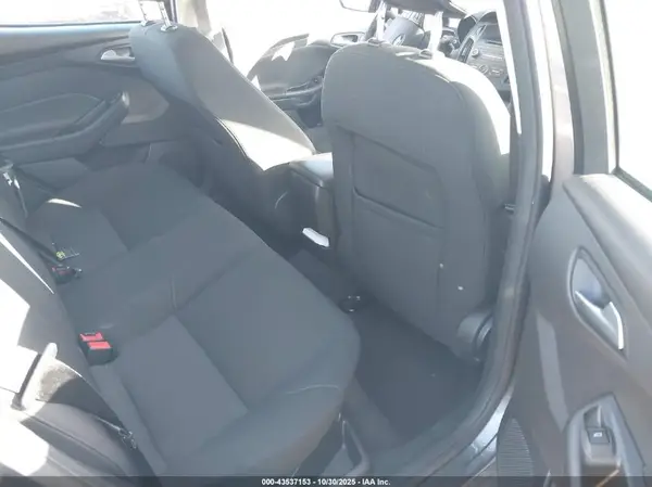 1FADP3F2XGL201684 2016 FORD FOCUS - Image 8