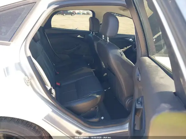 1FADP3F2XGL243059 2016 FORD FOCUS - Image 8