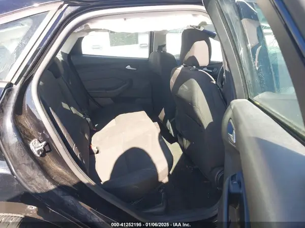 1FADP3F2XGL245197 2016 FORD FOCUS - Image 8
