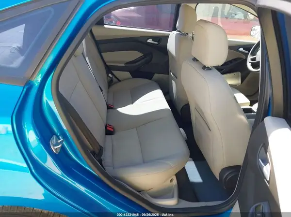 1FADP3F2XGL257950 2016 FORD FOCUS - Image 8