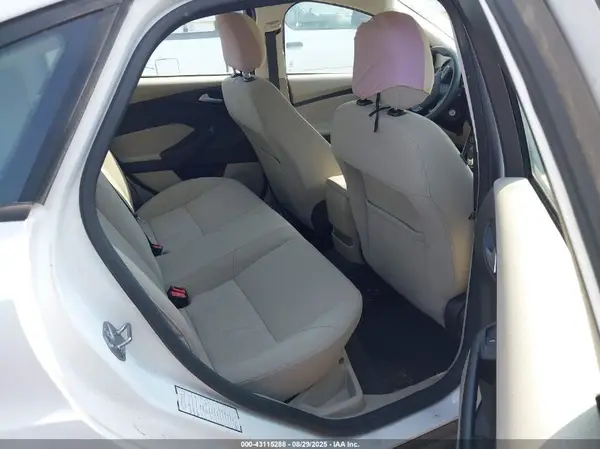 1FADP3F2XGL271301 2016 FORD FOCUS - Image 8