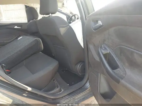1FADP3F2XGL281276 2016 FORD FOCUS - Image 8