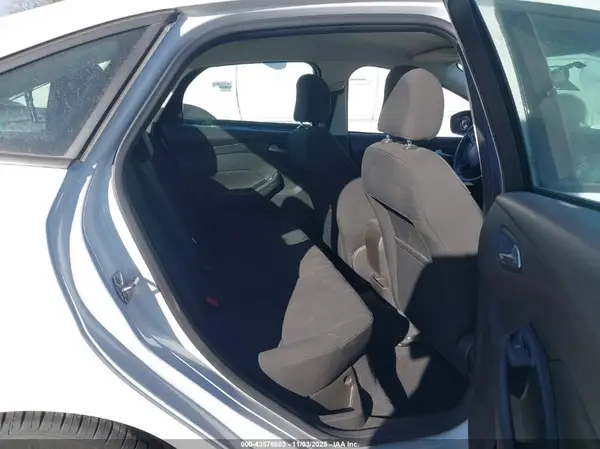 1FADP3F2XGL303325 2016 FORD FOCUS - Image 8
