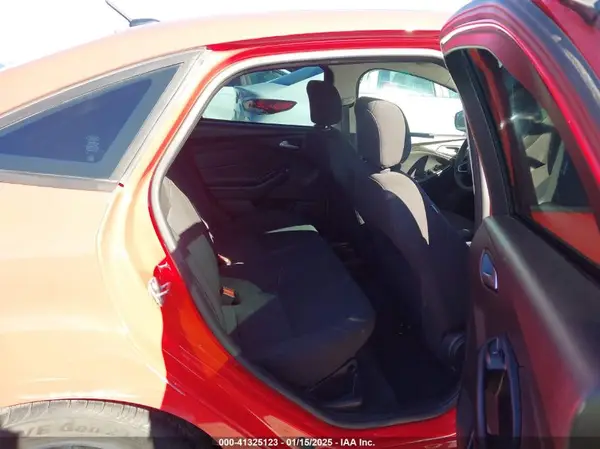 1FADP3F2XGL305768 2016 FORD FOCUS - Image 8
