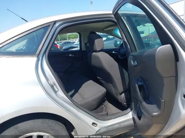 1FADP3F2XGL338494 2016 FORD FOCUS - Image 8