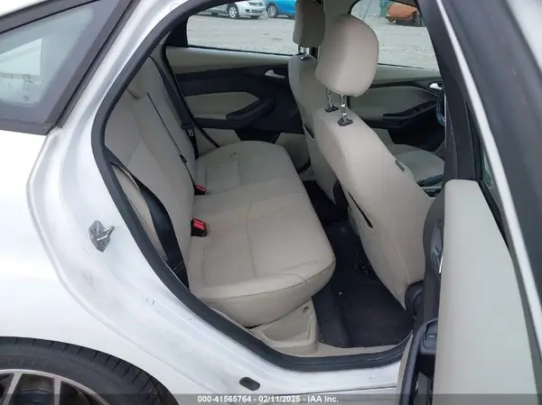 1FADP3F2XGL350371 2016 FORD FOCUS - Image 8