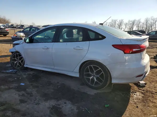 1FADP3F2XGL357319 2016 FORD FOCUS - Image 2