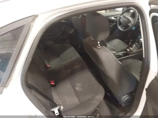 1FADP3F2XGL365601 2016 FORD FOCUS - Image 8