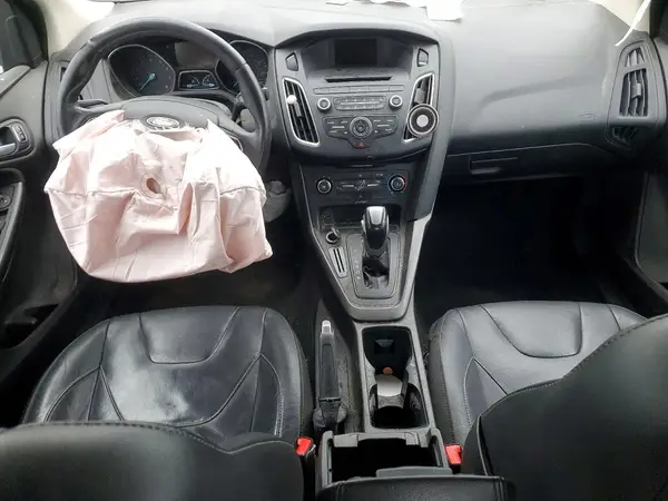 1FADP3F2XGL374413 2016 FORD FOCUS - Image 8