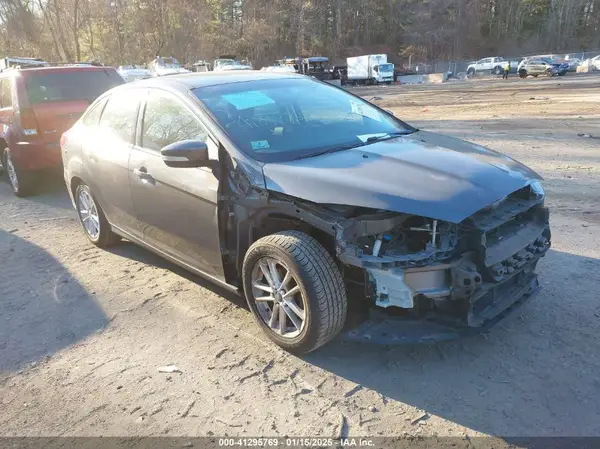 1FADP3F2XGL396492 2016 FORD FOCUS - Image 1