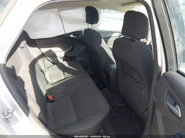 1FADP3F2XHL208667 2017 FORD FOCUS - Image 8
