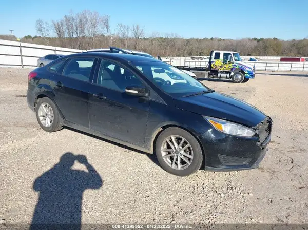 1FADP3F2XHL212685 2017 FORD FOCUS - Image 1