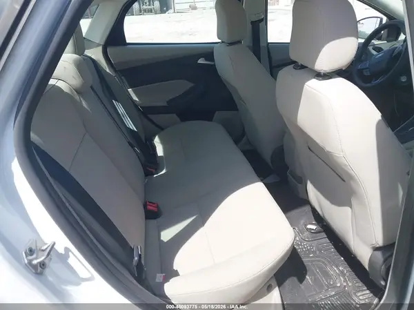 1FADP3F2XHL212928 2017 FORD FOCUS - Image 8