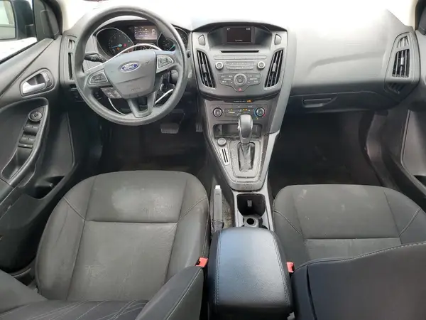 1FADP3F2XHL221001 2017 FORD FOCUS - Image 8