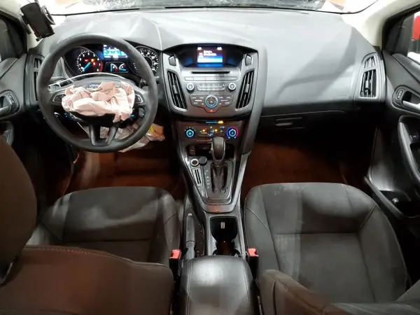 1FADP3F2XHL221919 2017 FORD FOCUS - Image 8