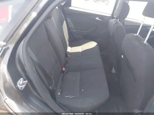 1FADP3F2XHL235013 2017 FORD FOCUS - Image 8