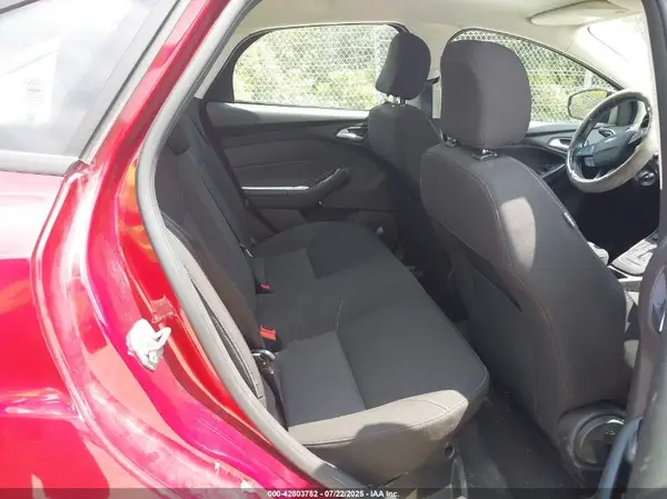 1FADP3F2XHL242818 2017 FORD FOCUS - Image 8