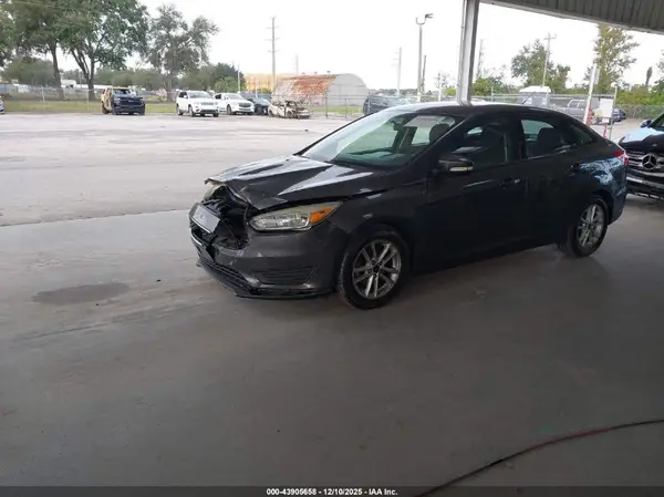 1FADP3F2XHL252099 2017 FORD FOCUS - Image 2