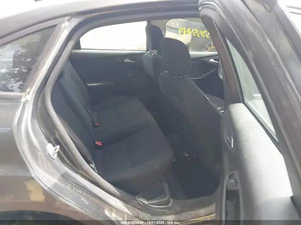 1FADP3F2XHL252913 2017 FORD FOCUS - Image 8