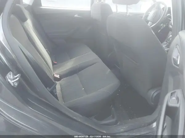 1FADP3F2XHL253236 2017 FORD FOCUS - Image 8