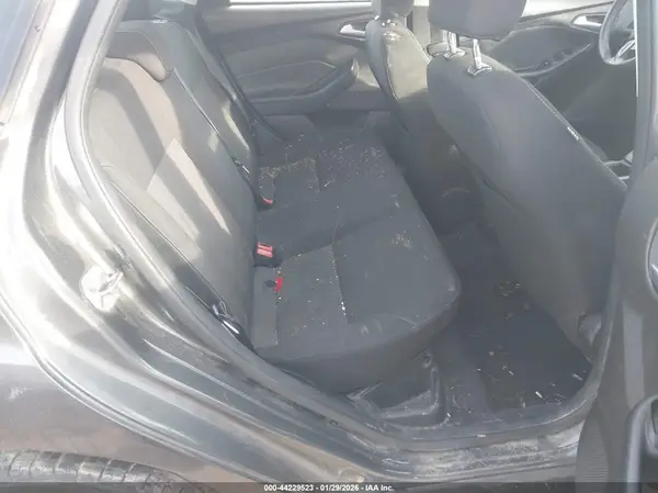 1FADP3F2XHL259392 2017 FORD FOCUS - Image 8