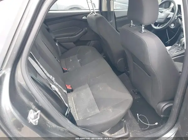 1FADP3F2XHL265323 2017 FORD FOCUS - Image 8