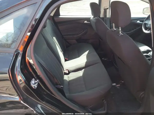 1FADP3F2XHL275317 2017 FORD FOCUS - Image 8