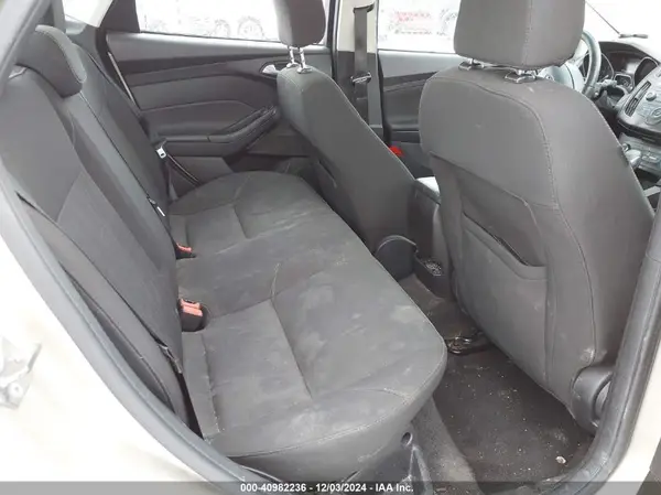 1FADP3F2XHL276970 2017 FORD FOCUS - Image 8