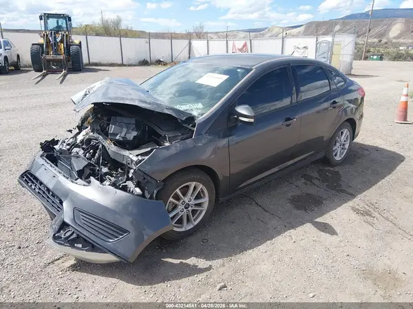 1FADP3F2XHL277178 2017 FORD FOCUS - Image 2