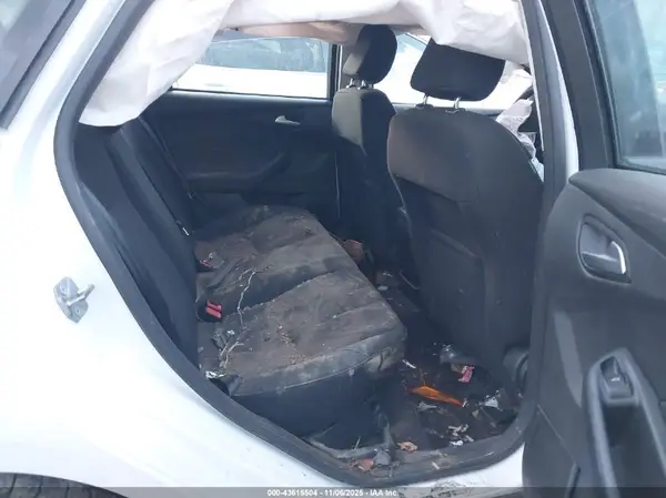 1FADP3F2XHL292117 2017 FORD FOCUS - Image 8