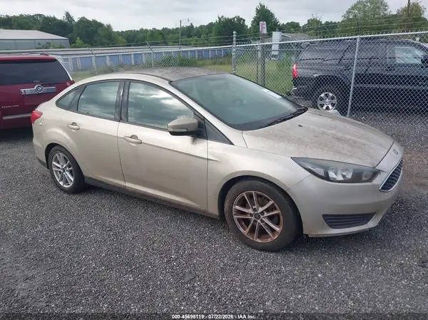 1FADP3F2XHL294112 2017 FORD FOCUS - Image 1