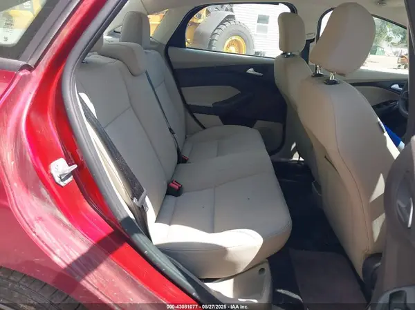 1FADP3F2XHL294837 2017 FORD FOCUS - Image 8