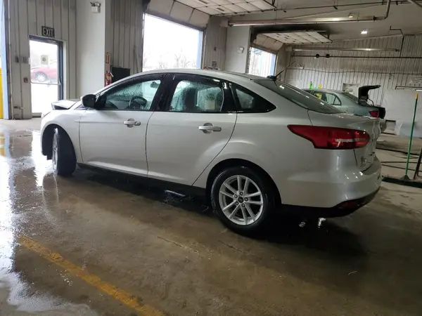 1FADP3F2XHL297527 2017 FORD FOCUS - Image 2