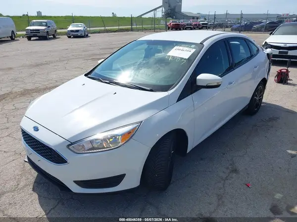 1FADP3F2XHL299083 2017 FORD FOCUS - Image 2