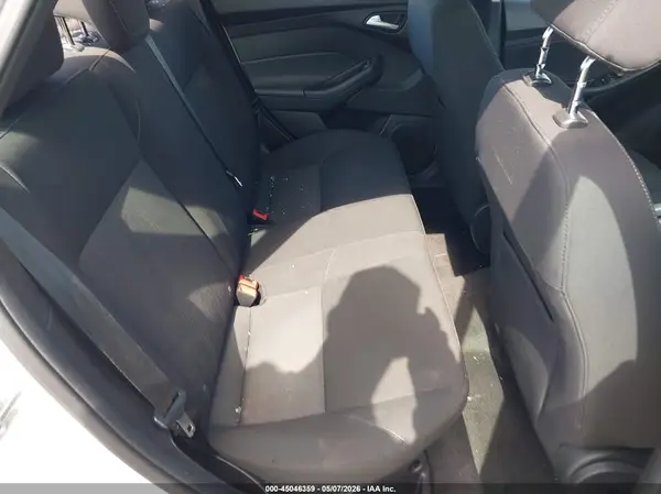 1FADP3F2XHL299083 2017 FORD FOCUS - Image 8