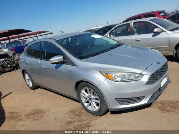 1FADP3F2XHL300233 2017 FORD FOCUS - Image 1