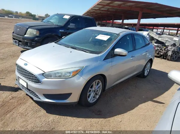 1FADP3F2XHL300233 2017 FORD FOCUS - Image 2
