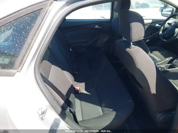 1FADP3F2XHL300233 2017 FORD FOCUS - Image 8