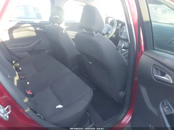 1FADP3F2XHL303410 2017 FORD FOCUS - Image 8