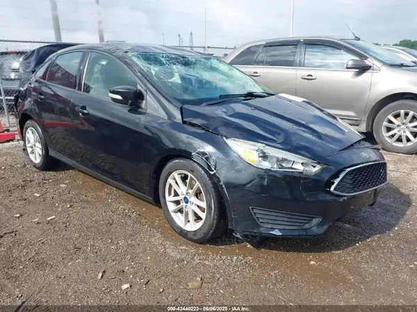 1FADP3F2XHL305514 2017 FORD FOCUS - Image 1