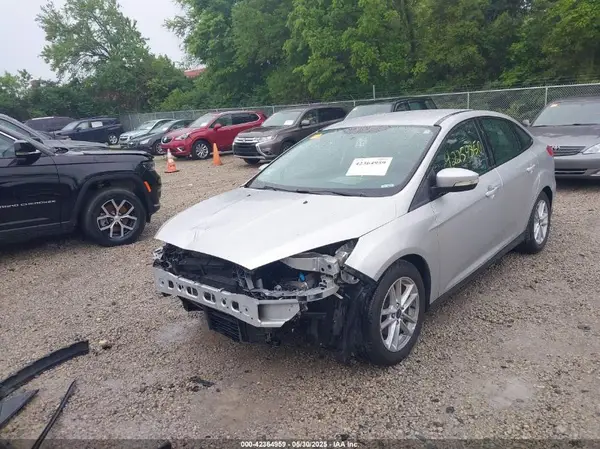 1FADP3F2XHL320241 2017 FORD FOCUS - Image 2
