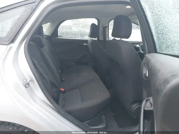 1FADP3F2XHL320241 2017 FORD FOCUS - Image 8