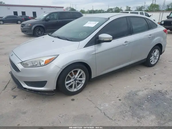 1FADP3F2XHL324693 2017 FORD FOCUS - Image 2