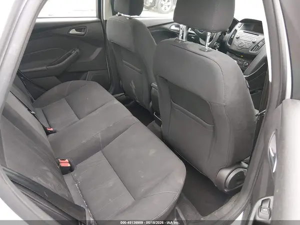 1FADP3F2XHL330445 2017 FORD FOCUS - Image 8