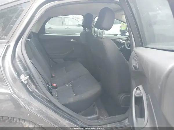 1FADP3F2XHL330834 2017 FORD FOCUS - Image 8