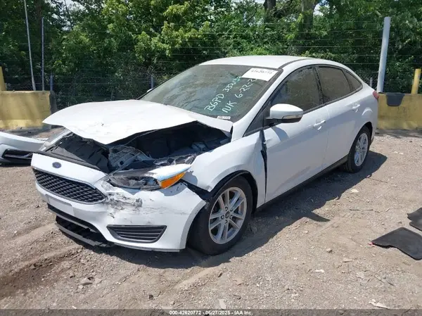 1FADP3F2XHL332132 2017 FORD FOCUS - Image 2