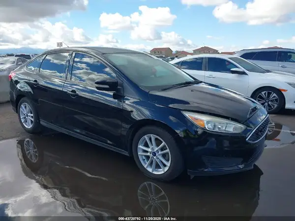 1FADP3F2XHL334589 2017 FORD FOCUS - Image 1