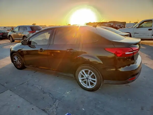 1FADP3F2XHL337184 2017 FORD FOCUS - Image 2