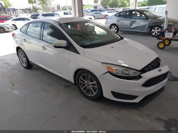1FADP3F2XHL342823 2017 FORD FOCUS - Image 1
